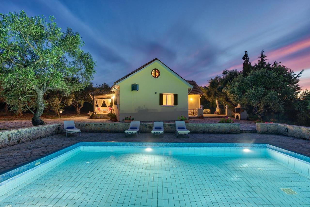 Olivegrove Villa - Nestled In Olive Trees With Private Pool, By Zantewize Tragaki Exterior foto