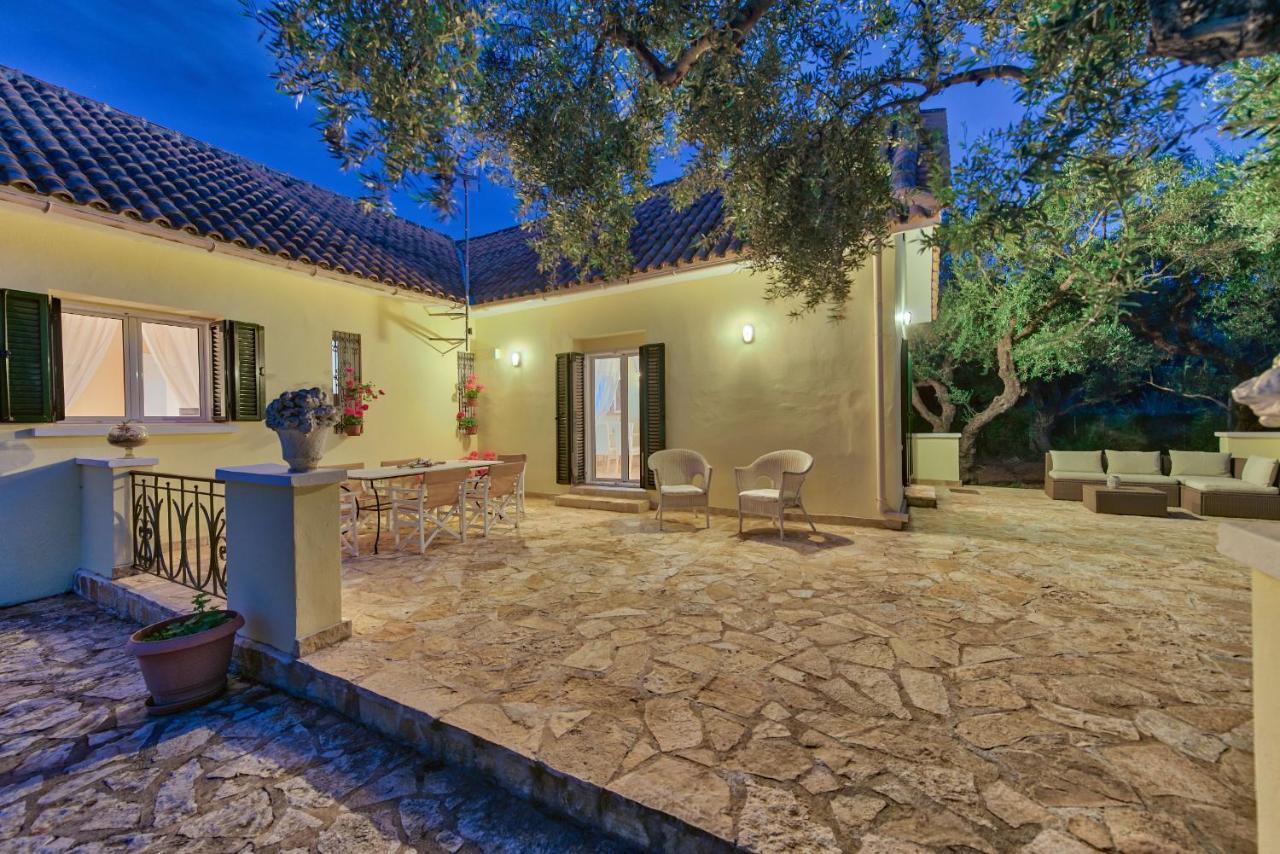Olivegrove Villa - Nestled In Olive Trees With Private Pool, By Zantewize Tragaki Exterior foto